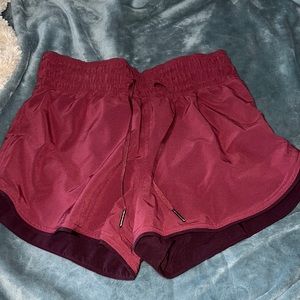Lululemon Choose a Side Shorts size 4